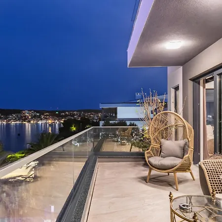 Palace Al Nera 2 Luxurius At Sea * Trogir