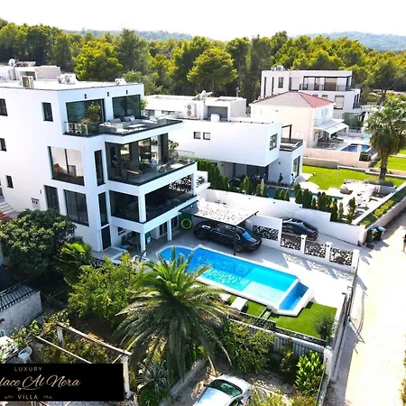 Palace Al Nera 2 Luxurius At Sea Villa Trogir