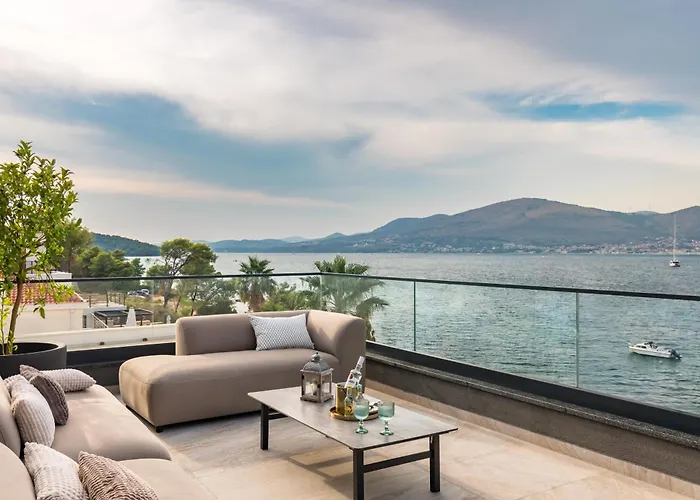 Palace Al Nera 2 Luxurius At Sea * Trogir