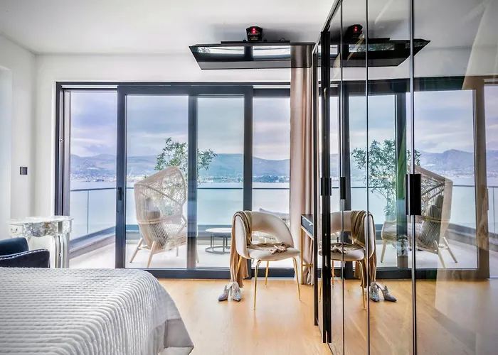 Villa Palace Al Nera 2 Luxurius At Sea Trogir
