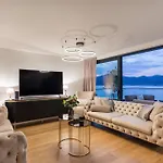 Palace Al Nera 2 Luxurius At Sea Trogir