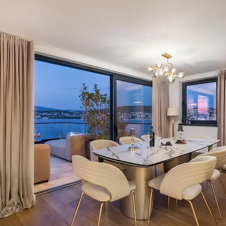 Palace Al Nera 2 Luxurius At Sea Villa *