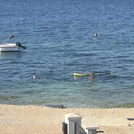 Palace Al Nera 2 Luxurius At Sea