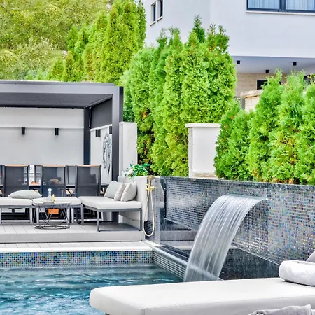 Palace Al Nera 2 Luxurius At Sea * Trogir