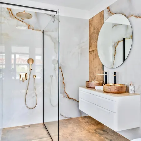 Palace Al Nera 2 Luxurius At Sea Trogir