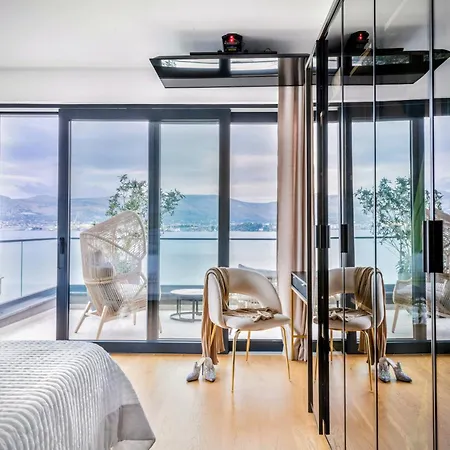 Villa Palace Al Nera 2 Luxurius At Sea Trogir