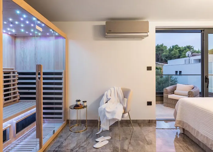 Palace Al Nera 2 Luxurius At Sea