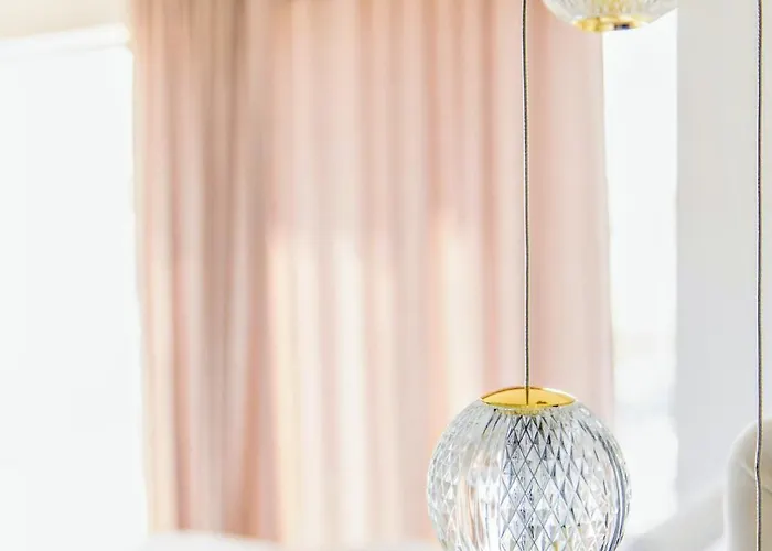 Vila Palace Al Nera 2 Luxurius At Sea